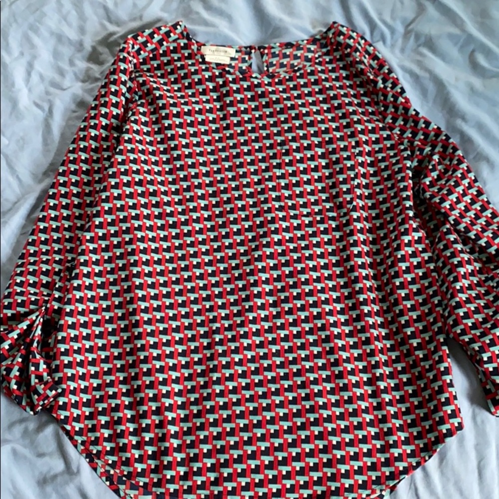 Van Heusen polyester blouse with pocket